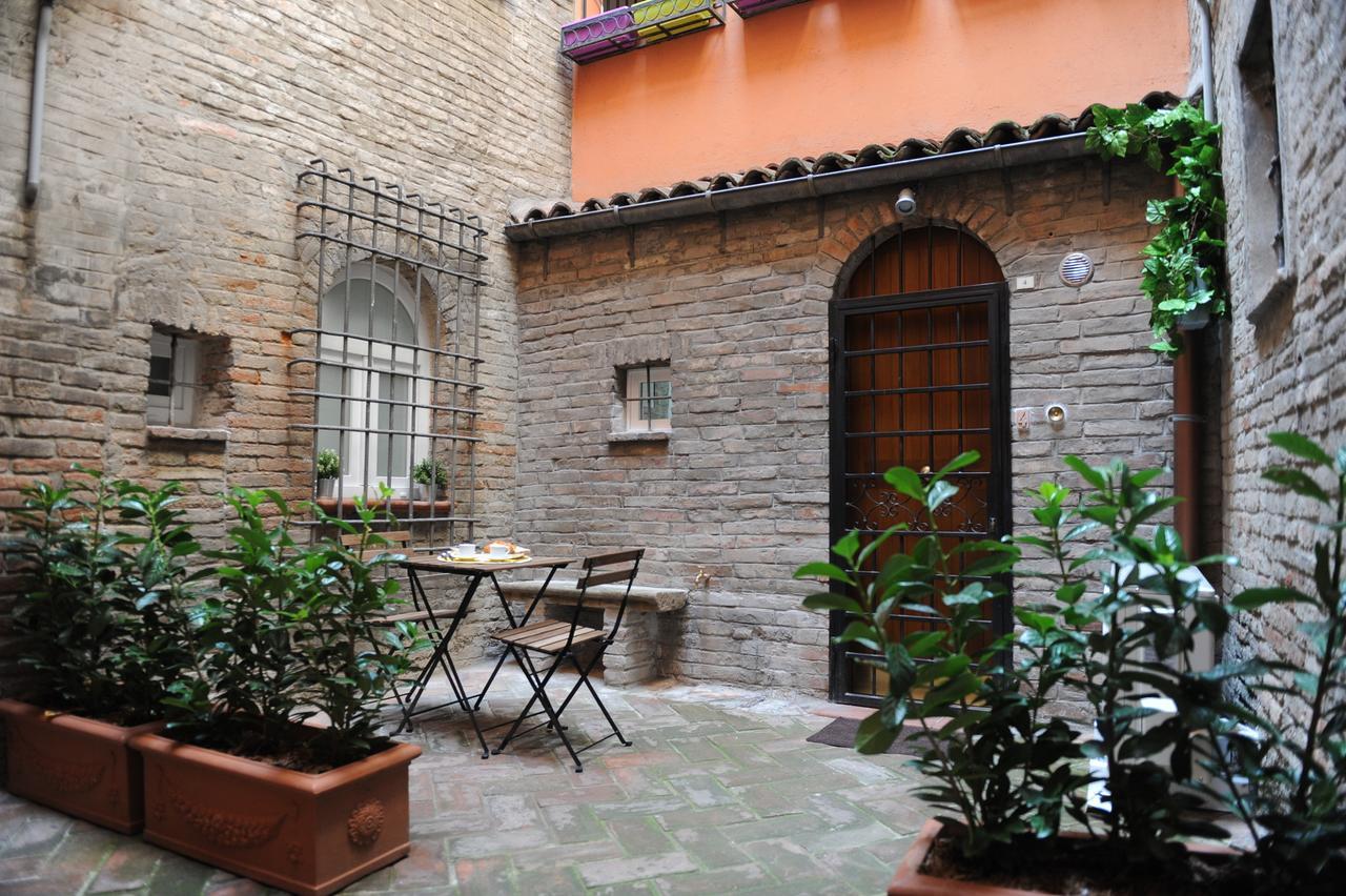 Oberdan Apartment Bologna Luaran gambar